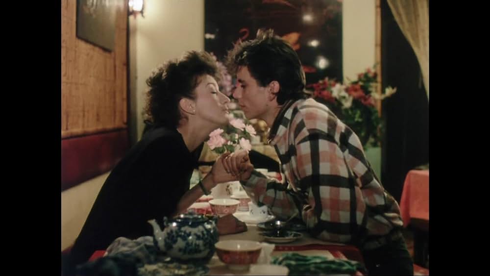 actor Virginie Thévenet large photo