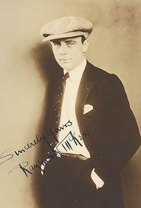 actor Raymond McKee large photo