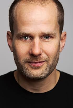 actor Callum Dixon large photo