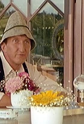 actor Mike Krüger large photo