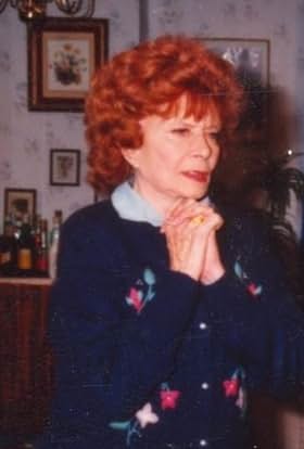 actor Koula Agagiotou large photo