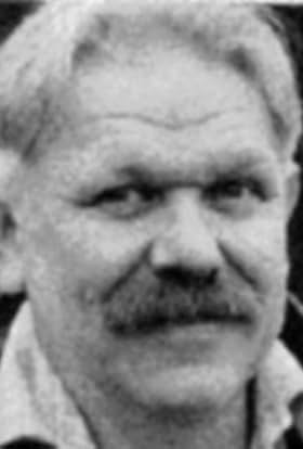 actor Nigel Harris large photo