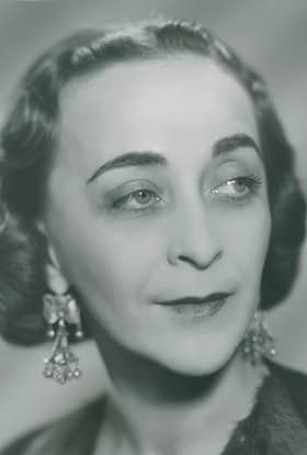 actor Mimi Pollak large photo