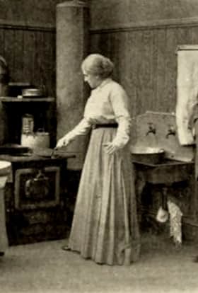 actor Julia Stuart large photo