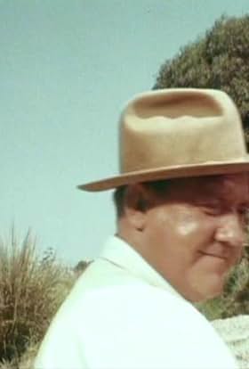 actor Hugh Lawrence large photo