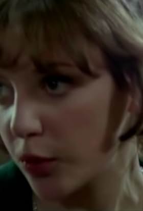 actor Anne Létourneau large photo