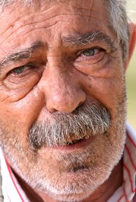 actor Erol Demiröz large photo