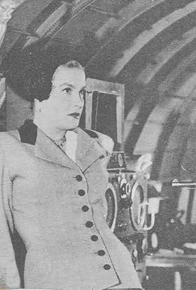 actor Eve Whitney large photo