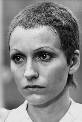 actor Juliette Mills large photo