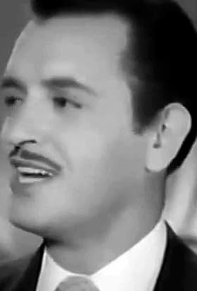 actor Raúl Martínez large photo