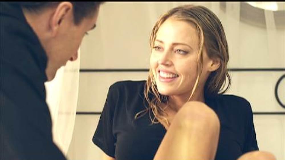 actor Vivienne McKee large photo