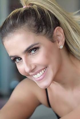 actor Deborah Secco large photo
