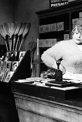 actor Maria Antonietta Beluzzi large photo