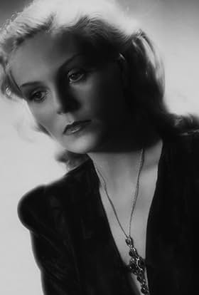 actor Charlotte Thiele large photo