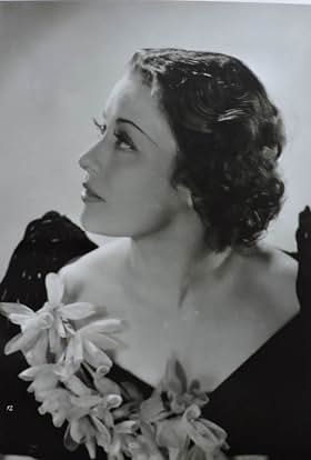 actor Ursula Grabley large photo