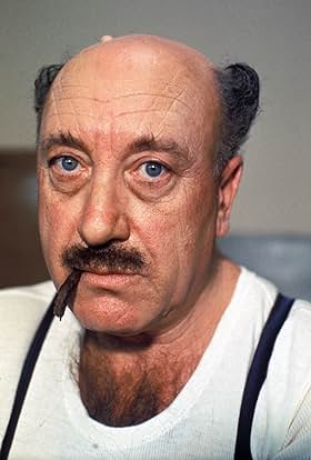 actor Armando Brancia large photo