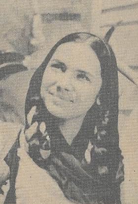 actor Sara Lezana large photo