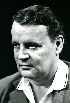 actor Carl-Hugo Calander large photo