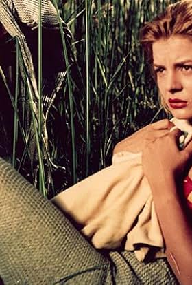 actor Nadia Lutfi large photo