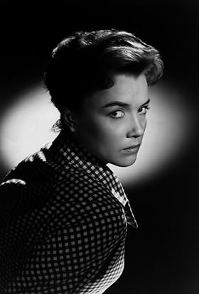 actor Eva Kotthaus large photo