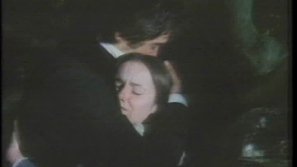 actor Carol Gillies large photo