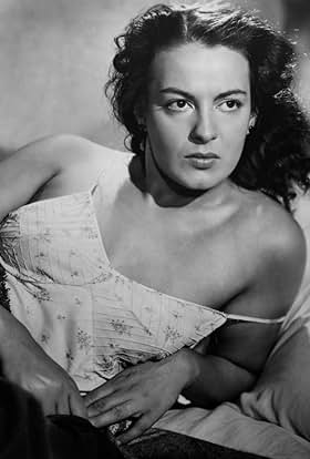 actor Yvonne Sanson large photo