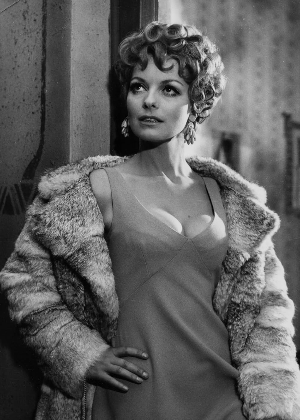 actor Angelica Ott large photo