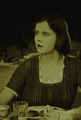 actor Mary Hay large photo