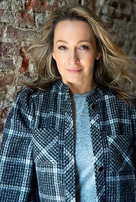 actor Cynthia Abma large photo