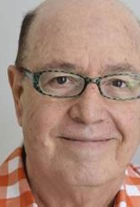 actor Tuvia Tzafir large photo