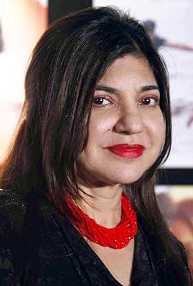 actor Alka Yagnik large photo