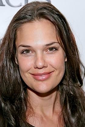 actor Elizabeth Lackey large photo