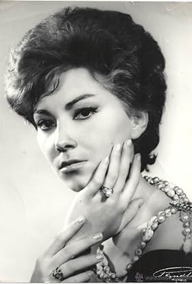 actor Vicky Lagos large photo