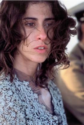 actor Fernanda Torres large photo