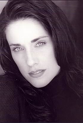 actor Danielle Petty large photo