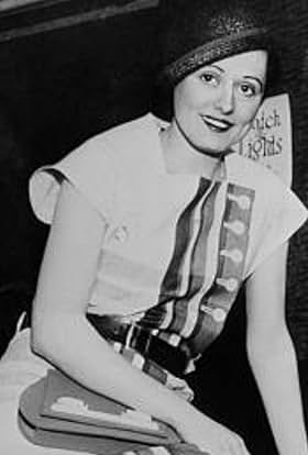 actor Addie McPhail large photo