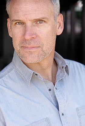 actor Michael James Reed large photo