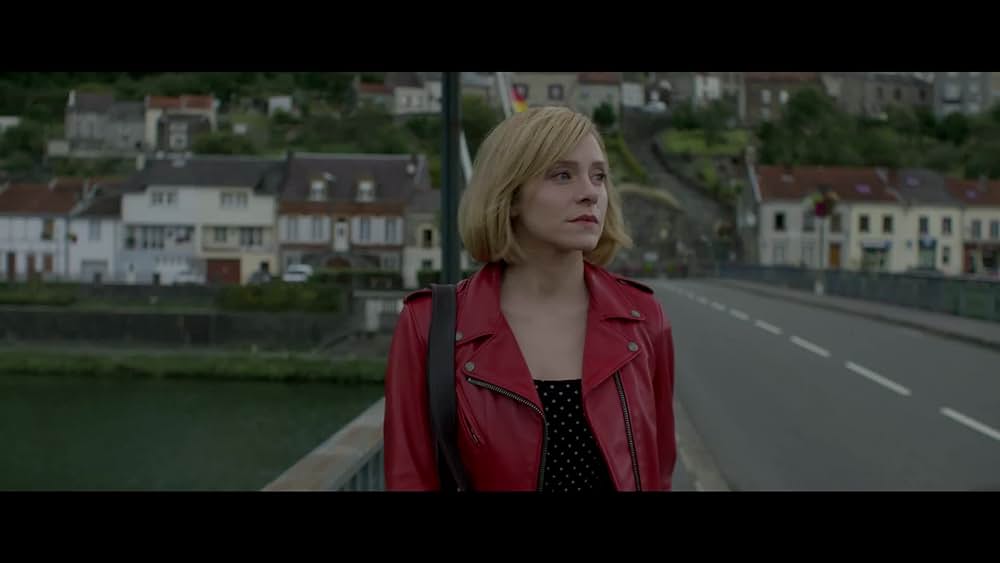 actor Marina Tomé large photo