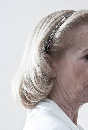 actor Véronique Le Flaguais large photo