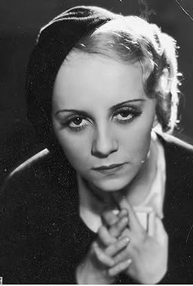 actor Karolina Lubienska large photo