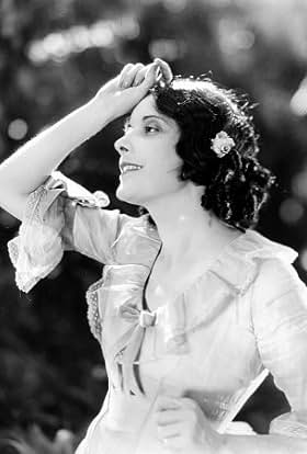 actor Alma Rubens large photo