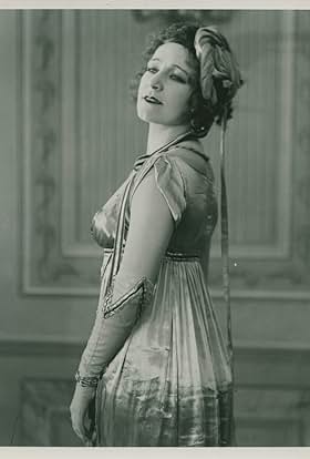 actor Jenny Hasselqvist large photo