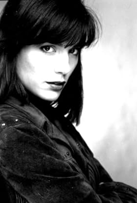 actor Angie Gray large photo