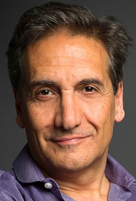 actor Paulo Matos large photo