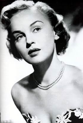 actor Irasema Dilián large photo