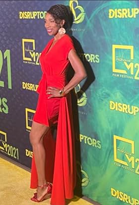 actor Terrah Bennett Smith large photo