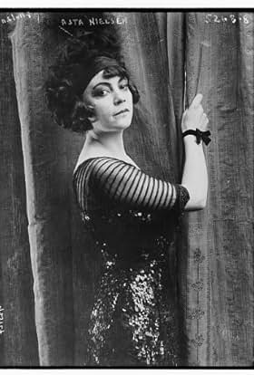 actor Asta Nielsen large photo