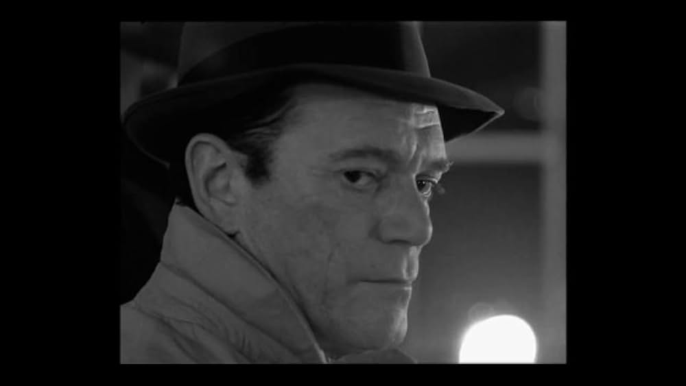 actor Jean-Louis Comolli large photo