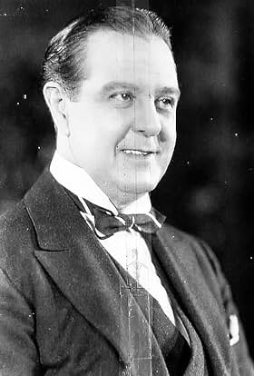 actor Paul Nicholson large photo