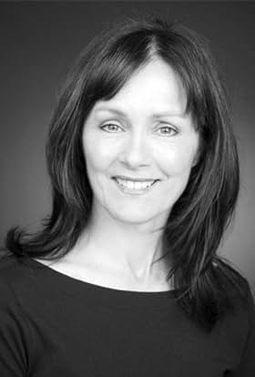 actor Zoe Bertram large photo